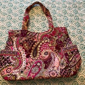 Large Vera Bradley tote in EUC only carried twice.